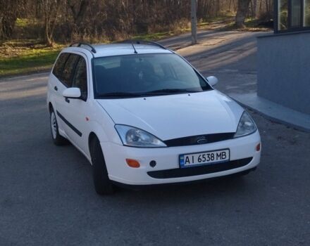 Белый Форд Фокус, объемом двигателя 1 л и пробегом 310 тыс. км за 3150 $, фото 1 на Automoto.ua