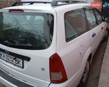 Белый Форд Фокус, объемом двигателя 2 л и пробегом 212 тыс. км за 2699 $, фото 9 на Automoto.ua