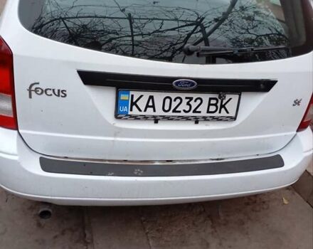 Белый Форд Фокус, объемом двигателя 2 л и пробегом 212 тыс. км за 2699 $, фото 1 на Automoto.ua