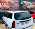 Білий Форд Фокус, об'ємом двигуна 1.8 л та пробігом 329 тис. км за 3300 $, фото 2 на Automoto.ua
