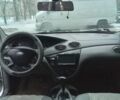 Белый Форд Фокус, объемом двигателя 2 л и пробегом 300 тыс. км за 2400 $, фото 6 на Automoto.ua