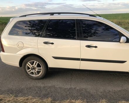 Білий Форд Фокус, об'ємом двигуна 1.6 л та пробігом 269 тис. км за 3000 $, фото 7 на Automoto.ua