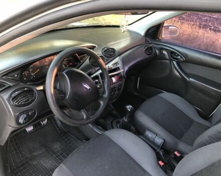 Білий Форд Фокус, об'ємом двигуна 1.6 л та пробігом 269 тис. км за 3000 $, фото 6 на Automoto.ua