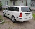 Белый Форд Фокус, объемом двигателя 1.8 л и пробегом 250 тыс. км за 3500 $, фото 2 на Automoto.ua