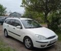 Белый Форд Фокус, объемом двигателя 1.8 л и пробегом 250 тыс. км за 3500 $, фото 1 на Automoto.ua