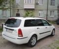 Белый Форд Фокус, объемом двигателя 1.8 л и пробегом 250 тыс. км за 3500 $, фото 1 на Automoto.ua