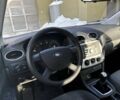 Белый Форд Фокус, объемом двигателя 1.6 л и пробегом 300 тыс. км за 2350 $, фото 4 на Automoto.ua