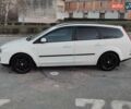 Белый Форд Фокус, объемом двигателя 2 л и пробегом 367 тыс. км за 4500 $, фото 4 на Automoto.ua