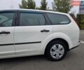 Білий Форд Фокус, об'ємом двигуна 1.6 л та пробігом 295 тис. км за 4000 $, фото 8 на Automoto.ua