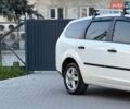 Белый Форд Фокус, объемом двигателя 1.6 л и пробегом 256 тыс. км за 3500 $, фото 3 на Automoto.ua