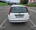 Білий Форд Фокус, об'ємом двигуна 1.6 л та пробігом 295 тис. км за 4000 $, фото 5 на Automoto.ua