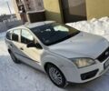 Белый Форд Фокус, объемом двигателя 1.6 л и пробегом 300 тыс. км за 2350 $, фото 1 на Automoto.ua