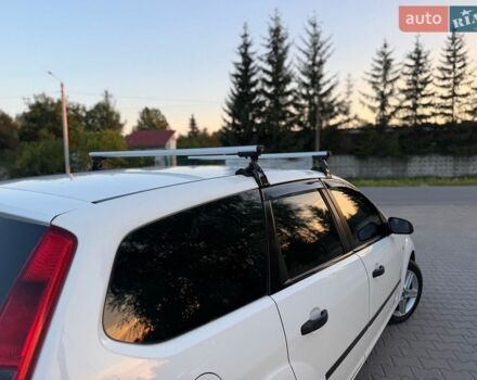 Белый Форд Фокус, объемом двигателя 1.6 л и пробегом 256 тыс. км за 3500 $, фото 15 на Automoto.ua