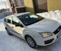 Белый Форд Фокус, объемом двигателя 1.6 л и пробегом 300 тыс. км за 2300 $, фото 1 на Automoto.ua