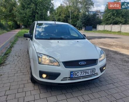 Белый Форд Фокус, объемом двигателя 1.56 л и пробегом 272 тыс. км за 3650 $, фото 18 на Automoto.ua