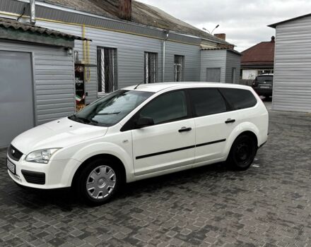 Белый Форд Фокус, объемом двигателя 1.6 л и пробегом 287 тыс. км за 4500 $, фото 4 на Automoto.ua