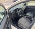 Белый Форд Фокус, объемом двигателя 1.6 л и пробегом 300 тыс. км за 2999 $, фото 5 на Automoto.ua