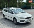 Белый Форд Фокус, объемом двигателя 1.6 л и пробегом 300 тыс. км за 2850 $, фото 1 на Automoto.ua