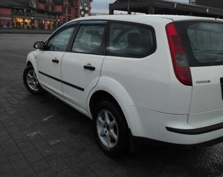 Белый Форд Фокус, объемом двигателя 1.6 л и пробегом 281 тыс. км за 4200 $, фото 4 на Automoto.ua