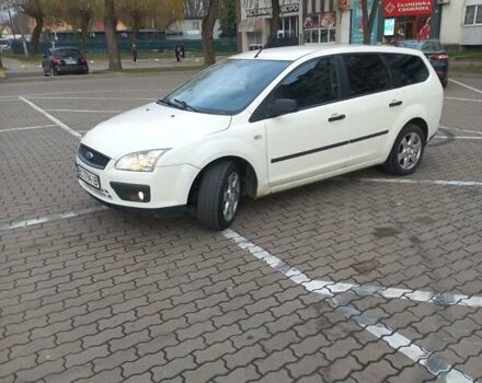 Білий Форд Фокус, об'ємом двигуна 1.56 л та пробігом 275 тис. км за 4600 $, фото 8 на Automoto.ua