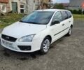 Белый Форд Фокус, объемом двигателя 1.6 л и пробегом 295 тыс. км за 3300 $, фото 2 на Automoto.ua