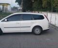 Белый Форд Фокус, объемом двигателя 1.6 л и пробегом 337 тыс. км за 4200 $, фото 1 на Automoto.ua
