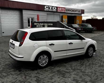 Белый Форд Фокус, объемом двигателя 1.6 л и пробегом 287 тыс. км за 4500 $, фото 7 на Automoto.ua