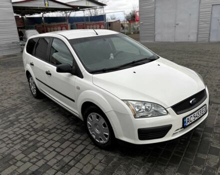 Белый Форд Фокус, объемом двигателя 1.6 л и пробегом 287 тыс. км за 4500 $, фото 6 на Automoto.ua
