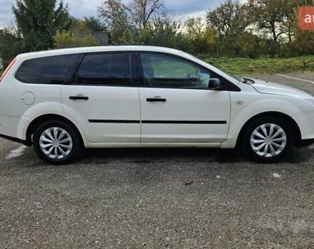 Белый Форд Фокус, объемом двигателя 1.6 л и пробегом 295 тыс. км за 3300 $, фото 1 на Automoto.ua