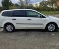 Белый Форд Фокус, объемом двигателя 1.6 л и пробегом 295 тыс. км за 3300 $, фото 1 на Automoto.ua