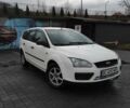 Белый Форд Фокус, объемом двигателя 1.6 л и пробегом 281 тыс. км за 4200 $, фото 2 на Automoto.ua