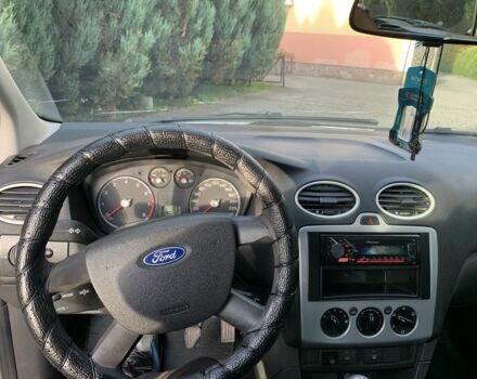 Білий Форд Фокус, об'ємом двигуна 1.6 л та пробігом 280 тис. км за 3600 $, фото 5 на Automoto.ua