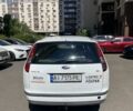 Белый Форд Фокус, объемом двигателя 1.6 л и пробегом 380 тыс. км за 3399 $, фото 3 на Automoto.ua
