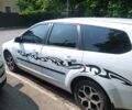 Белый Форд Фокус, объемом двигателя 1.6 л и пробегом 290 тыс. км за 2800 $, фото 6 на Automoto.ua