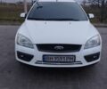 Белый Форд Фокус, объемом двигателя 1.6 л и пробегом 320 тыс. км за 4500 $, фото 1 на Automoto.ua
