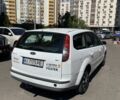Белый Форд Фокус, объемом двигателя 1.6 л и пробегом 380 тыс. км за 3399 $, фото 9 на Automoto.ua