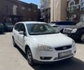 Белый Форд Фокус, объемом двигателя 1.6 л и пробегом 380 тыс. км за 3399 $, фото 5 на Automoto.ua