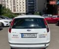 Белый Форд Фокус, объемом двигателя 1.56 л и пробегом 408 тыс. км за 2999 $, фото 3 на Automoto.ua