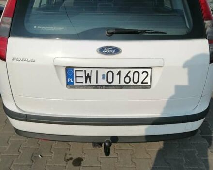 Белый Форд Фокус, объемом двигателя 1.39 л и пробегом 271 тыс. км за 5000 $, фото 4 на Automoto.ua