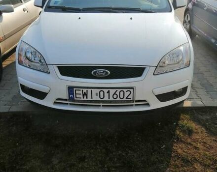 Белый Форд Фокус, объемом двигателя 1.39 л и пробегом 271 тыс. км за 5000 $, фото 5 на Automoto.ua