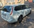 Білий Форд Фокус, об'ємом двигуна 2 л та пробігом 276 тис. км за 5300 $, фото 1 на Automoto.ua