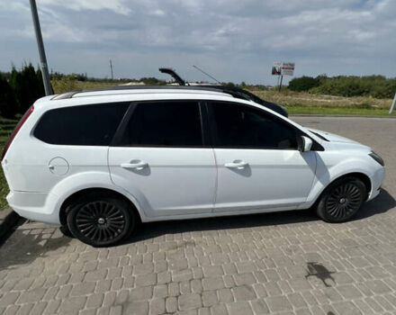 Белый Форд Фокус, объемом двигателя 1.6 л и пробегом 207 тыс. км за 4300 $, фото 6 на Automoto.ua