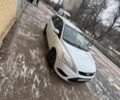 Білий Форд Фокус, об'ємом двигуна 2 л та пробігом 250 тис. км за 5699 $, фото 4 на Automoto.ua