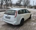 Белый Форд Фокус, объемом двигателя 2 л и пробегом 256 тыс. км за 5700 $, фото 1 на Automoto.ua