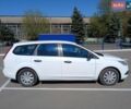 Білий Форд Фокус, об'ємом двигуна 1.6 л та пробігом 345 тис. км за 5299 $, фото 2 на Automoto.ua