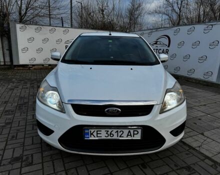 Белый Форд Фокус, объемом двигателя 2 л и пробегом 250 тыс. км за 5700 $, фото 4 на Automoto.ua