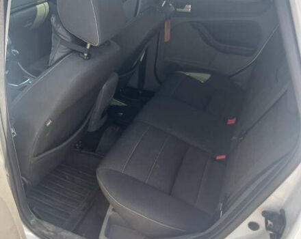 Белый Форд Фокус, объемом двигателя 1.6 л и пробегом 207 тыс. км за 4300 $, фото 8 на Automoto.ua