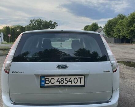 Белый Форд Фокус, объемом двигателя 1.6 л и пробегом 255 тыс. км за 4900 $, фото 7 на Automoto.ua