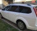 Белый Форд Фокус, объемом двигателя 1.6 л и пробегом 250 тыс. км за 5000 $, фото 3 на Automoto.ua