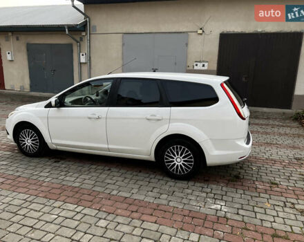 Белый Форд Фокус, объемом двигателя 1.8 л и пробегом 245 тыс. км за 4800 $, фото 11 на Automoto.ua